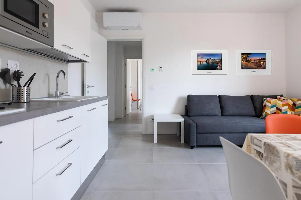 Verona Suites 0*,  Italy